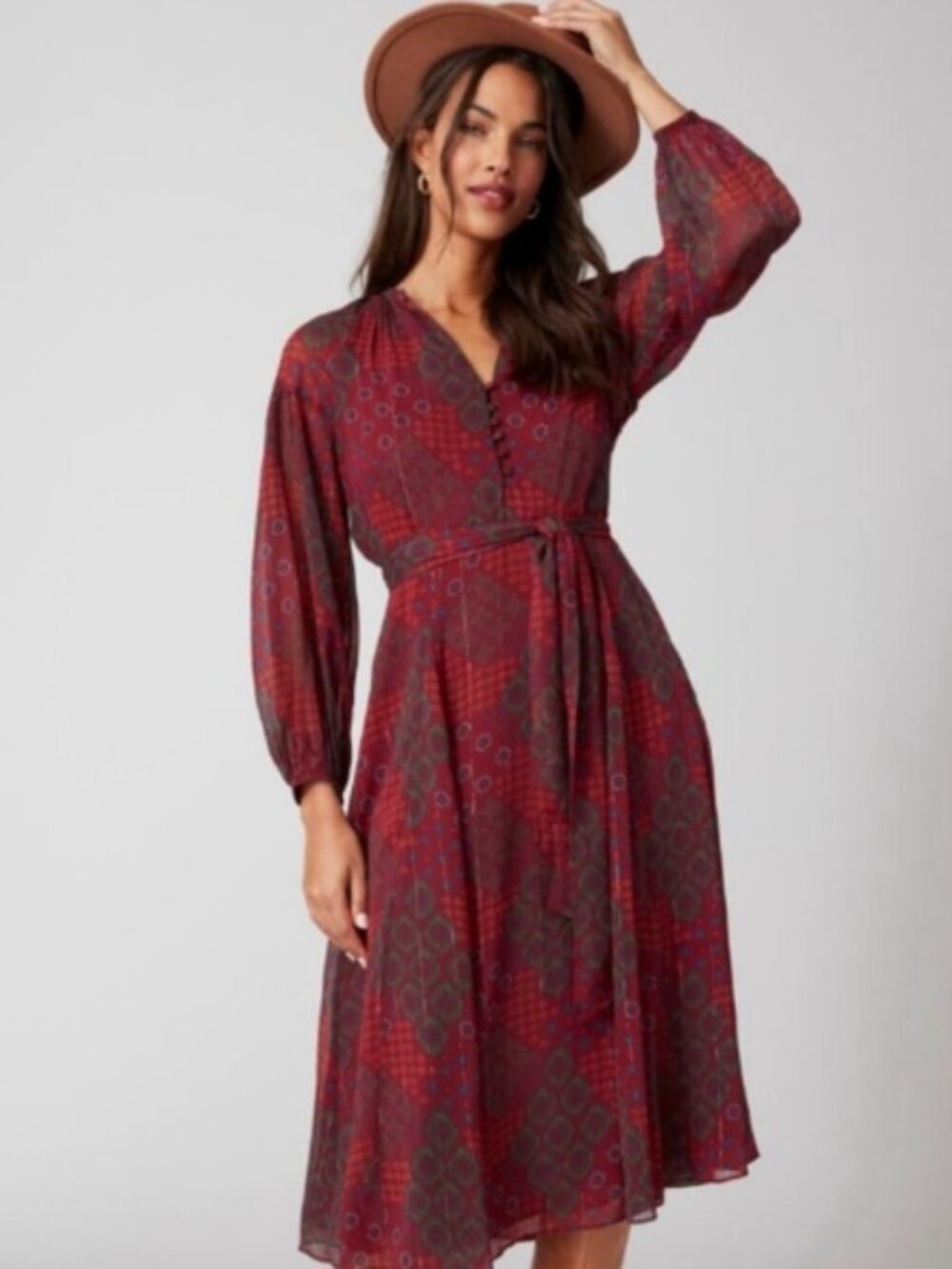 UNTUCKit Georgette Carly Dress Size 4